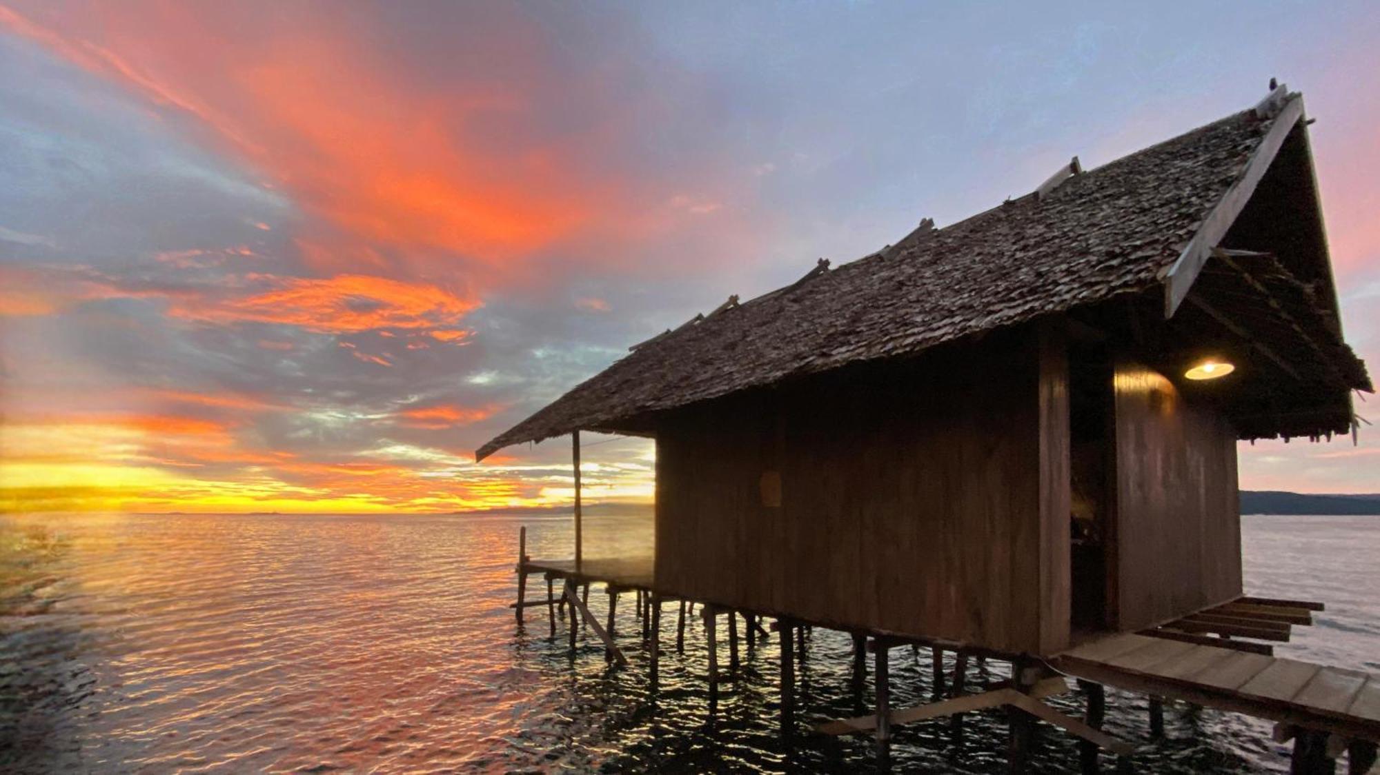 Mansuar Raja Ampat Bungalows Kri Exterior foto